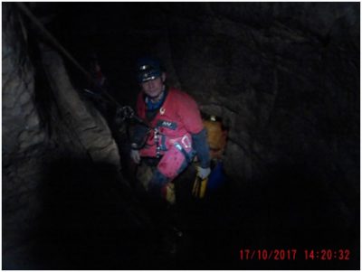 On Traverse in Wet Entrance