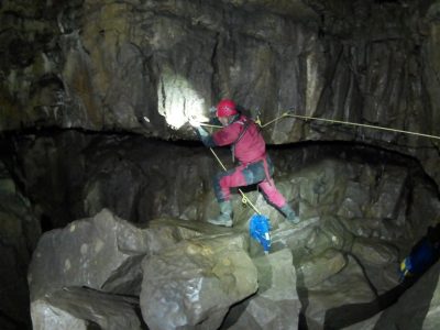 Richard rigging traverse to the pitch head