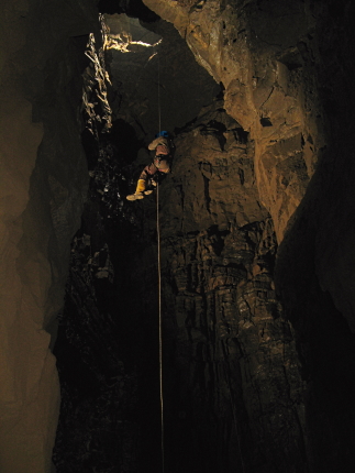 Huw Durban ascends The Lost Crusade pitch - 22m